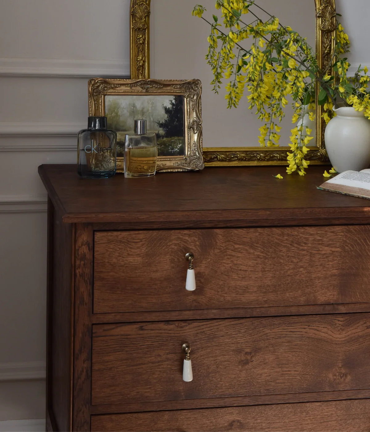 Bellmont Heritage Chest – Vintage Oak (3 Drawers) – Marwar Handicraft, view 3 of 5