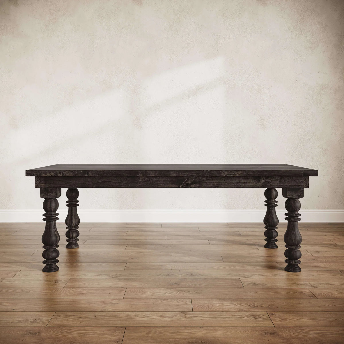 Mahavan Dining Table