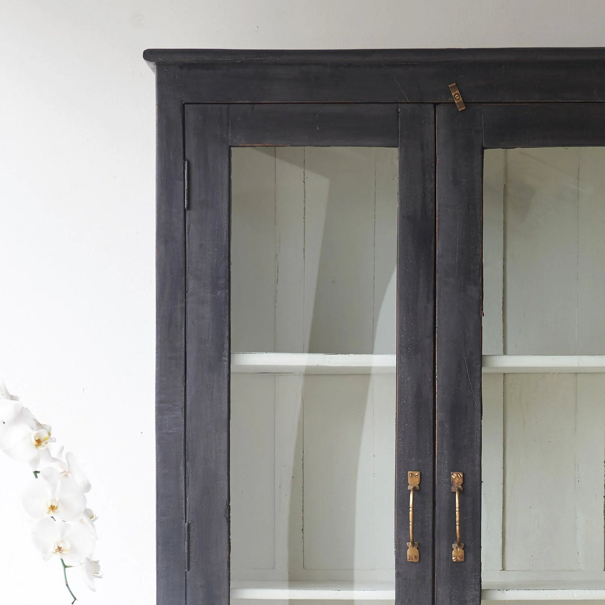 Oakmont Cupboard Smoke Grey