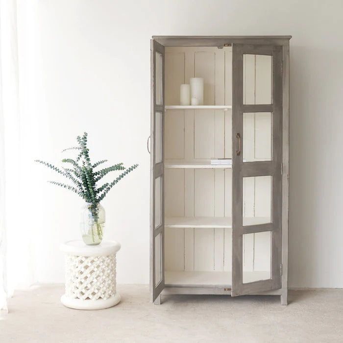 Cairn Cupboard – Smoke Natural