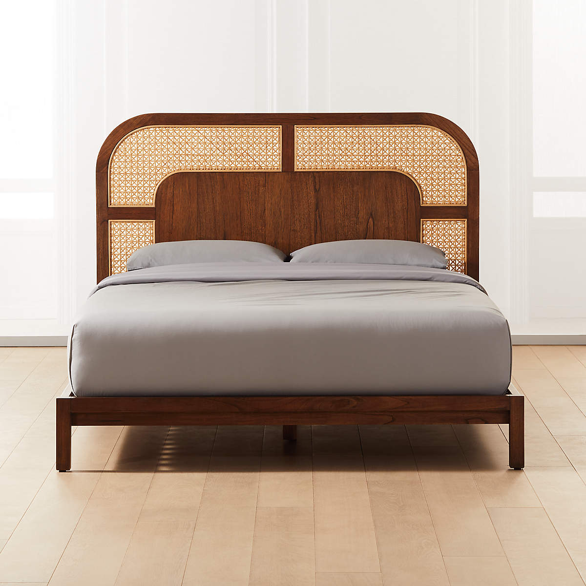 The  Maru Mayfair Bed – Marwar Handicraft, view 2 of 7