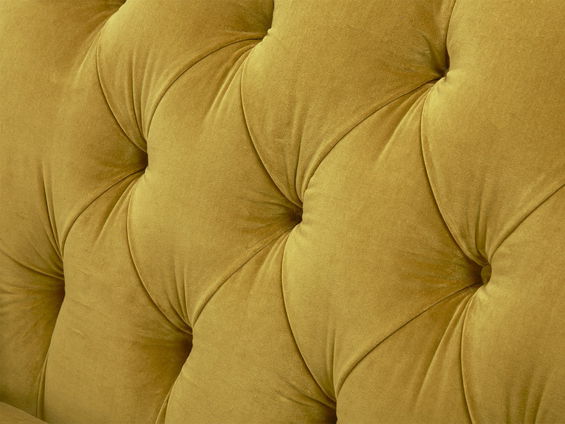 Elvor Loveseat