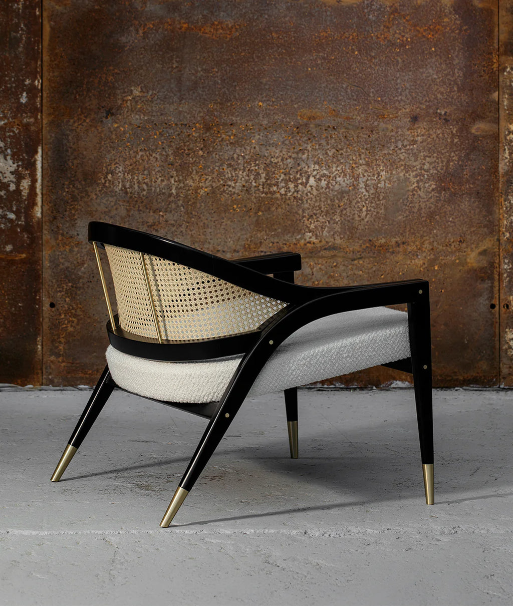 Dael Armchair – Marwar Handicraft