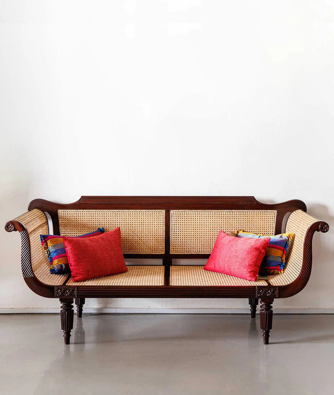 British Royal Hand Carved Sofa – Marwar Handicraft