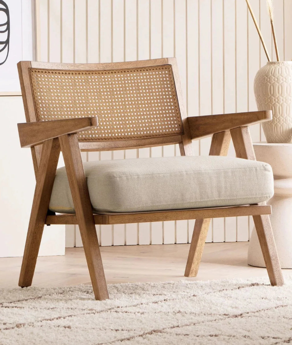 Alderwick Lounge Chair – Marwar Handicraft