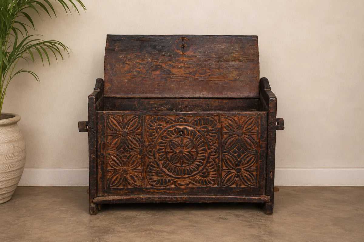 Sandook Blanket Chest