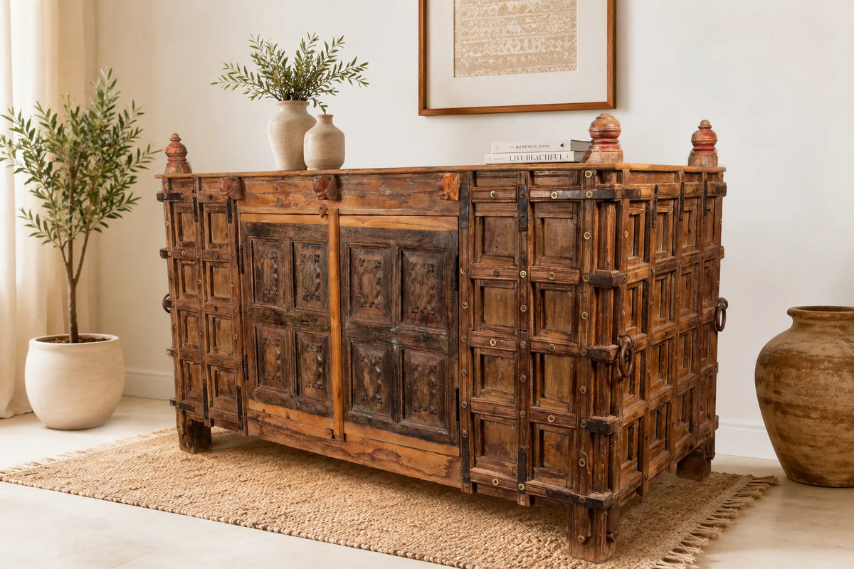 Chateau Sideboard
