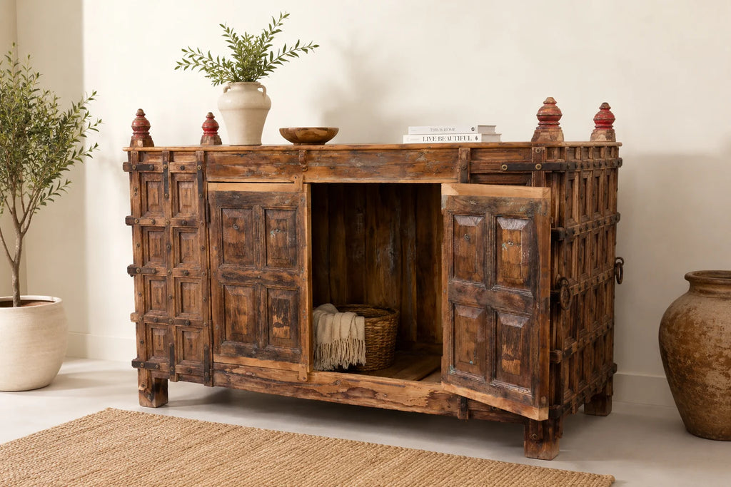 Chateau Sideboard