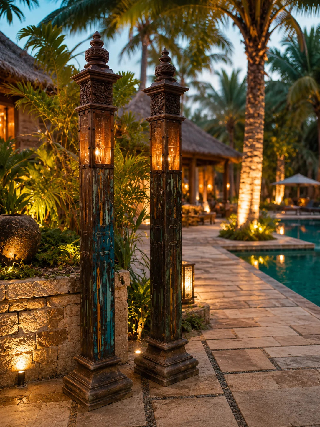 Baroda Floor Lantern