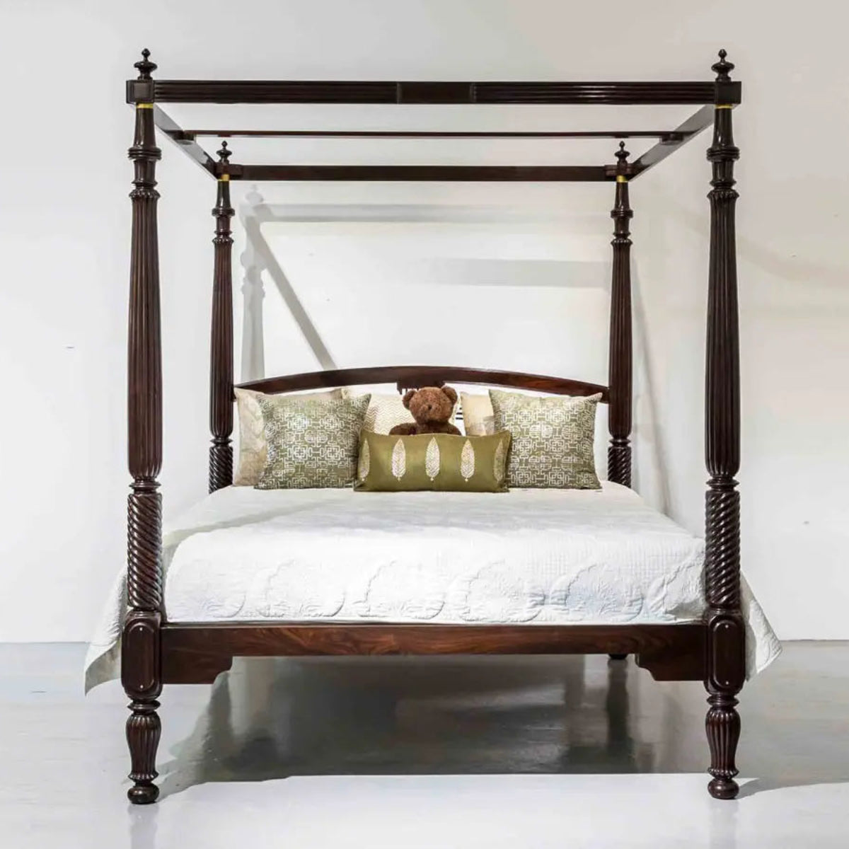 The Prague Pradhan Bed – Marwar Handicraft, view 5 of 5