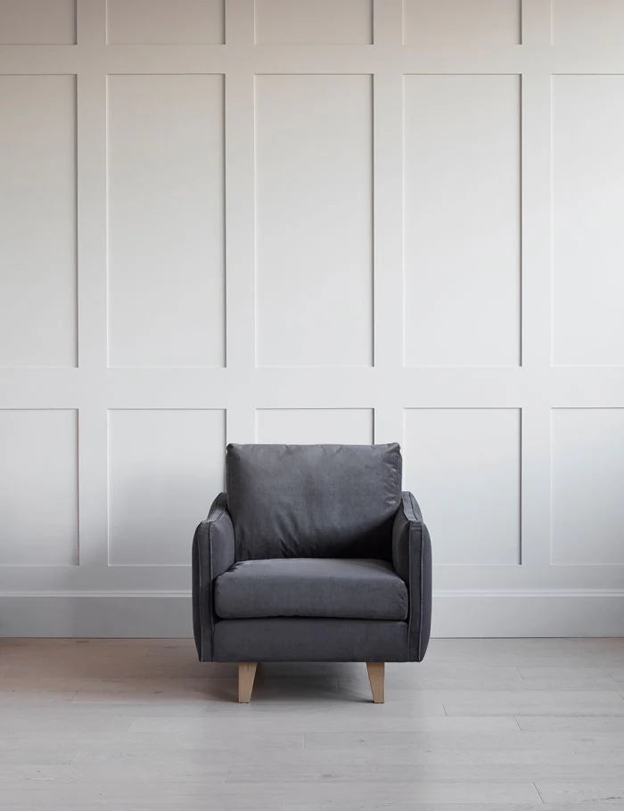 Rovin Classic Armchair