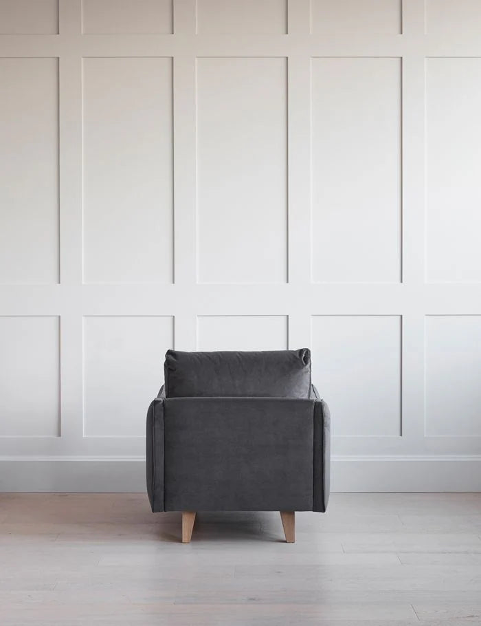 Rovin Classic Armchair