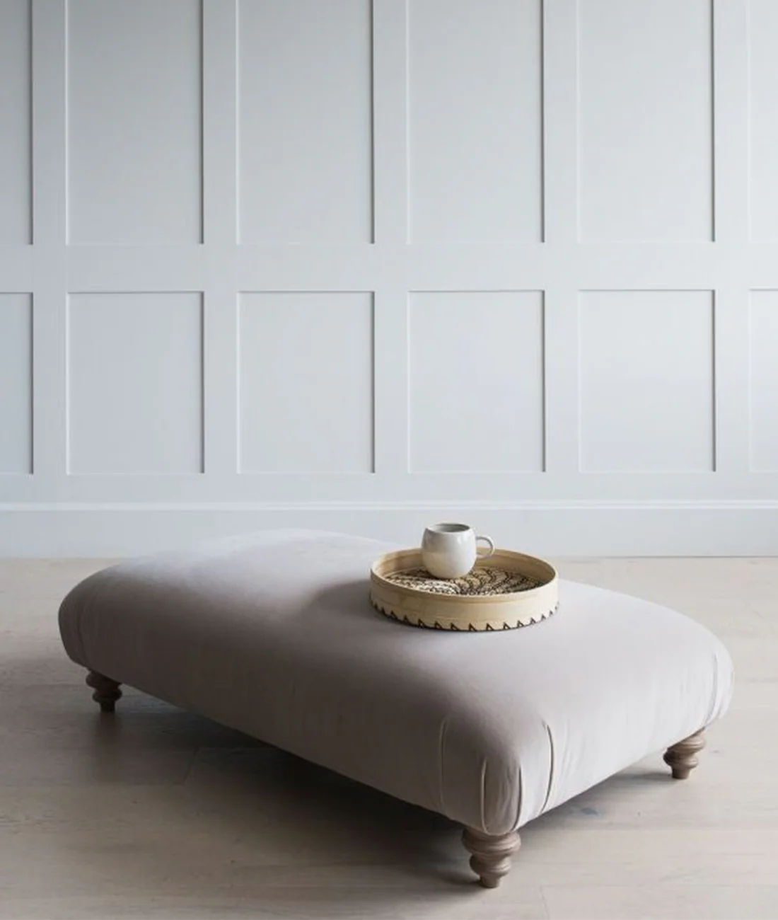 Darwyn Low Height Bench – Marwar Handicraft
