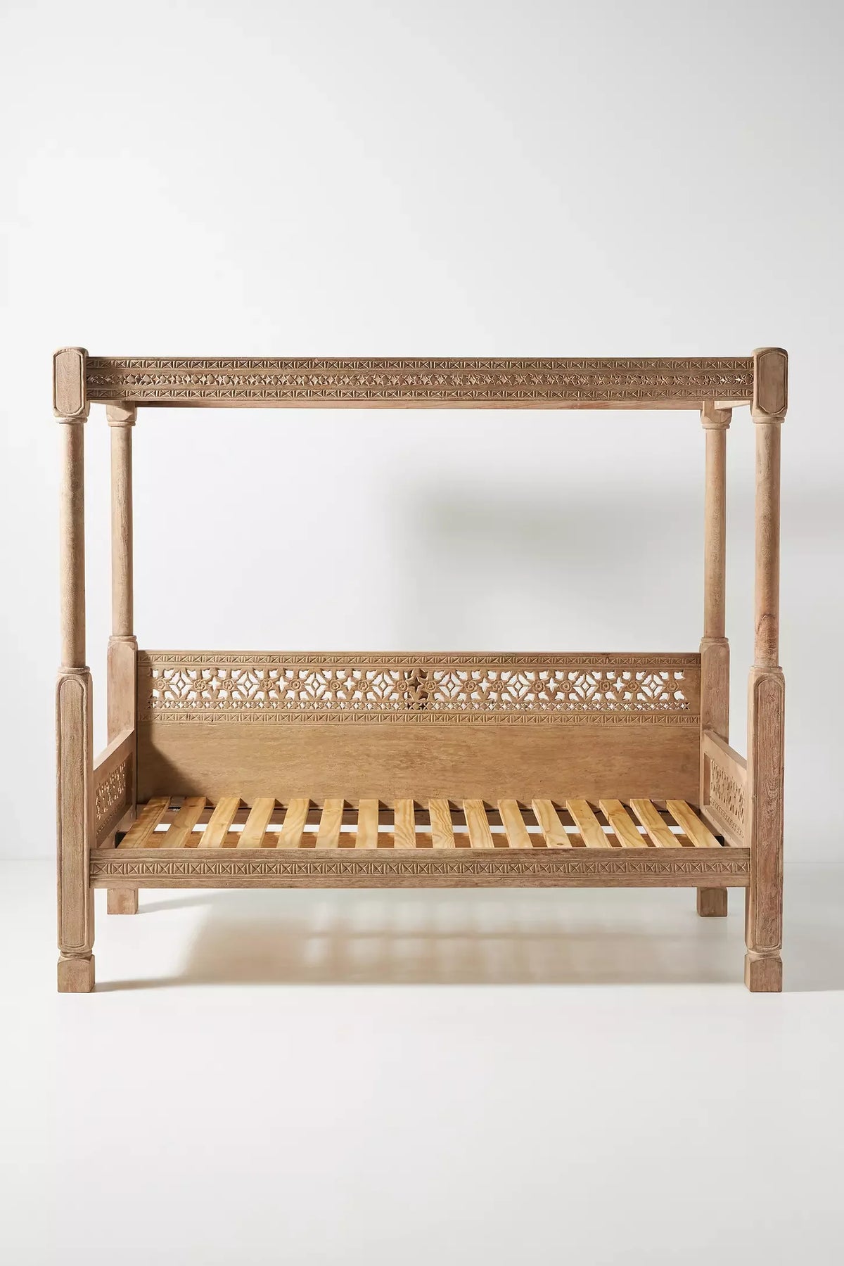 Elara Daybed
