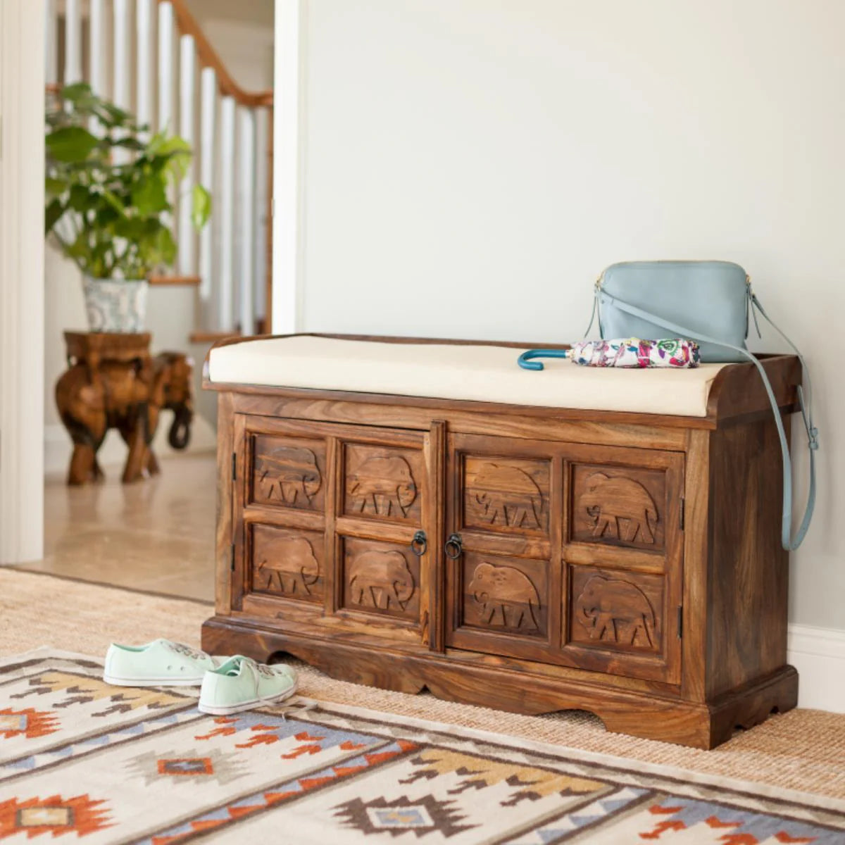 Kumbhal Storage Bench