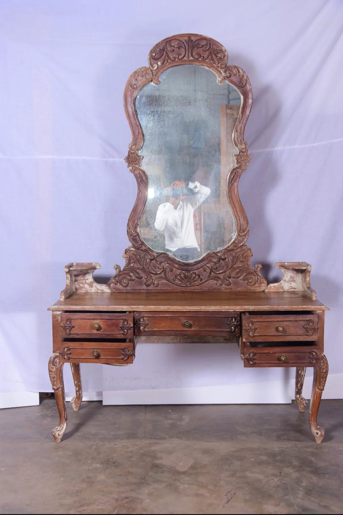 French Dressing Table