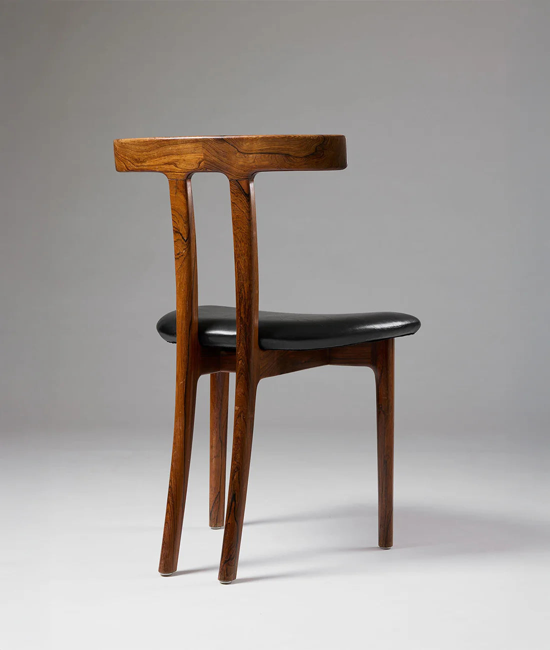 Fabien Chair- T neck