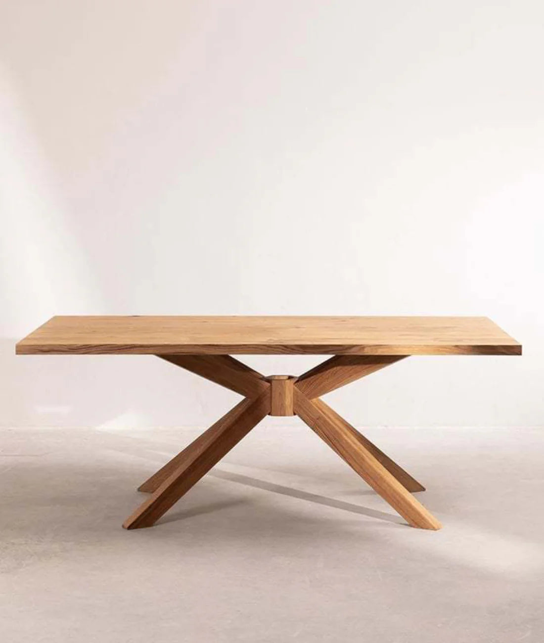 Leo Dining Table