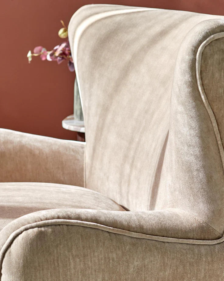 Dariel Armchair