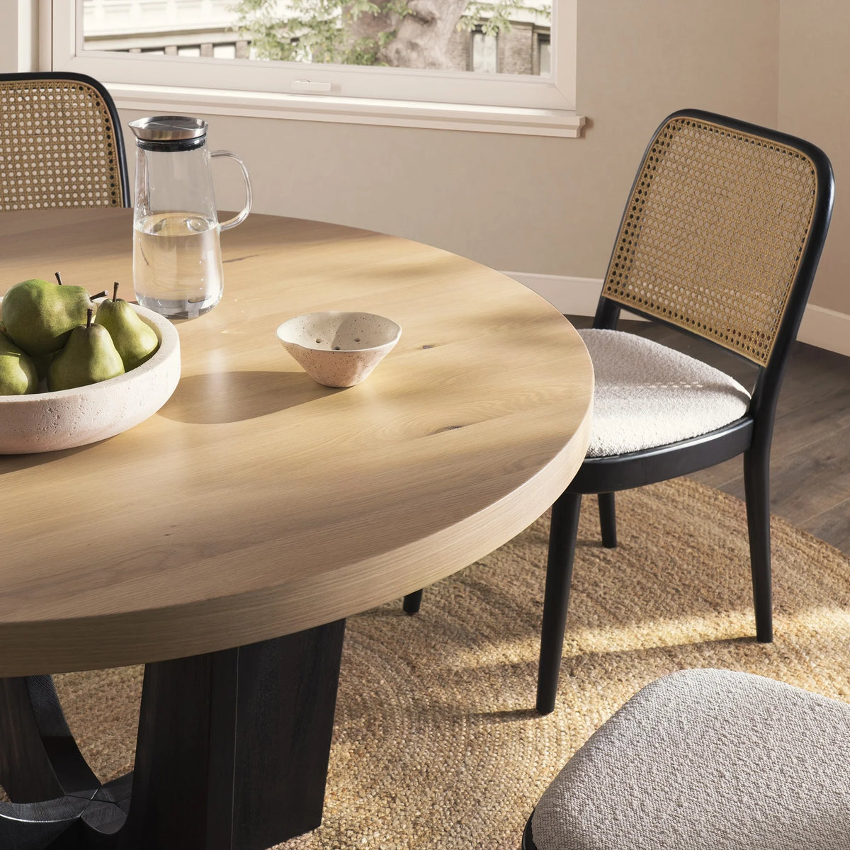Harwick Round Dining Table