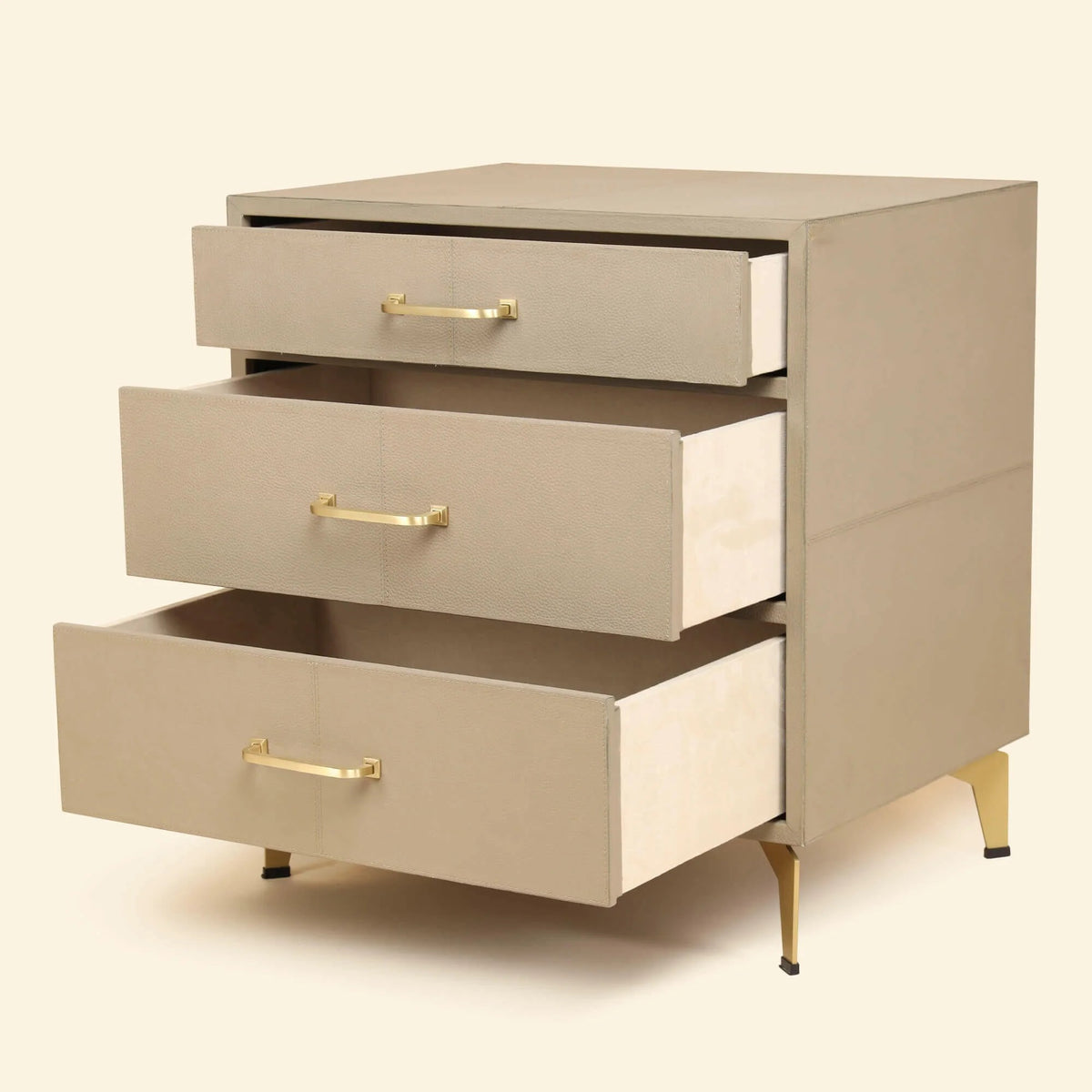 Riva Chest
