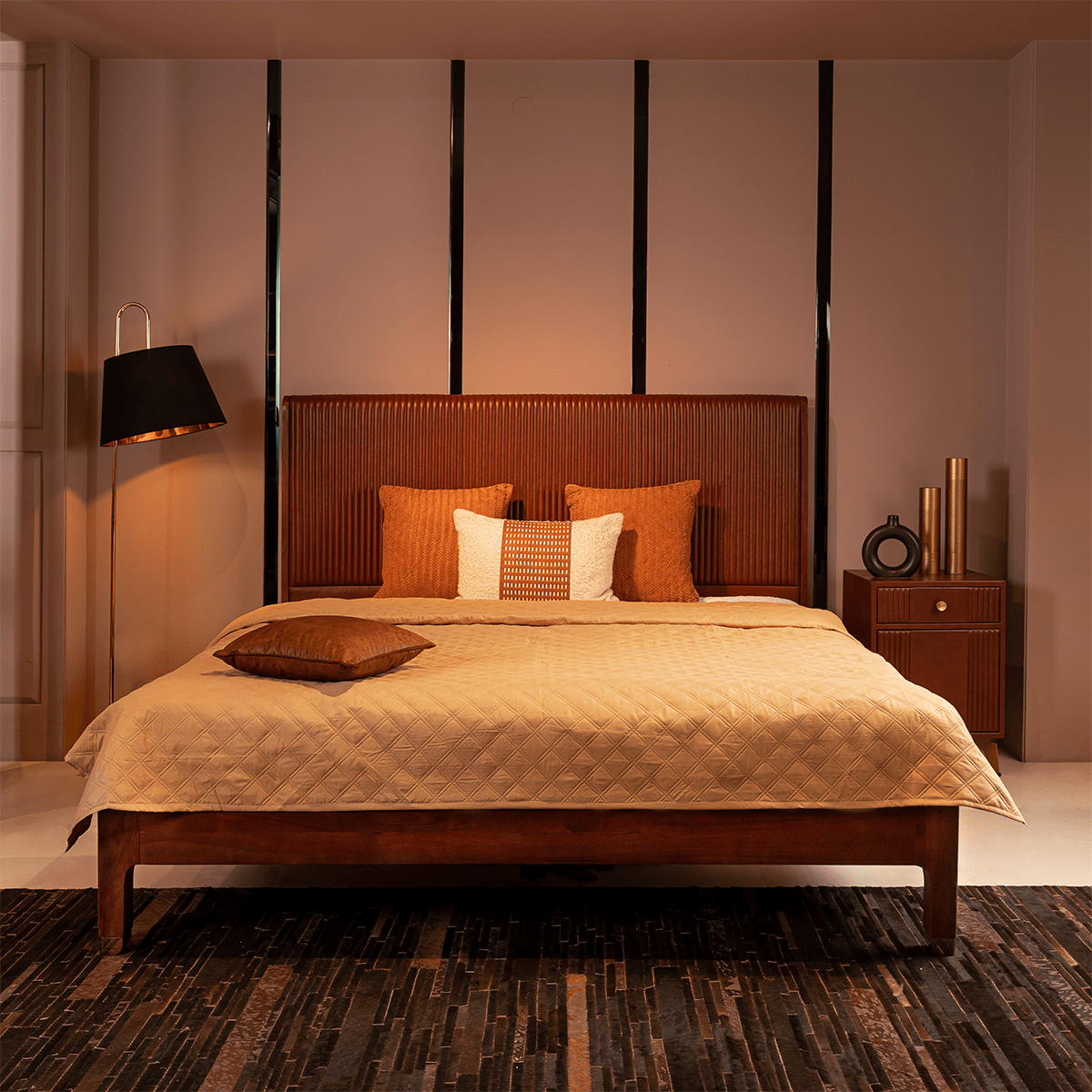 Umber King Bed – Marwar Handicraft