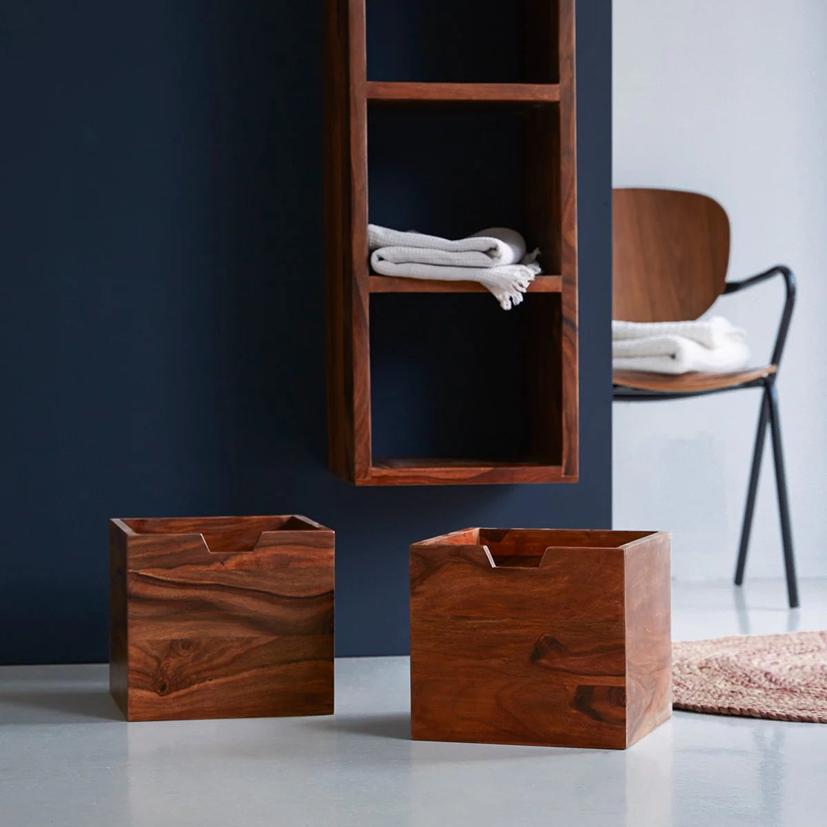 Zayden Wall Rack