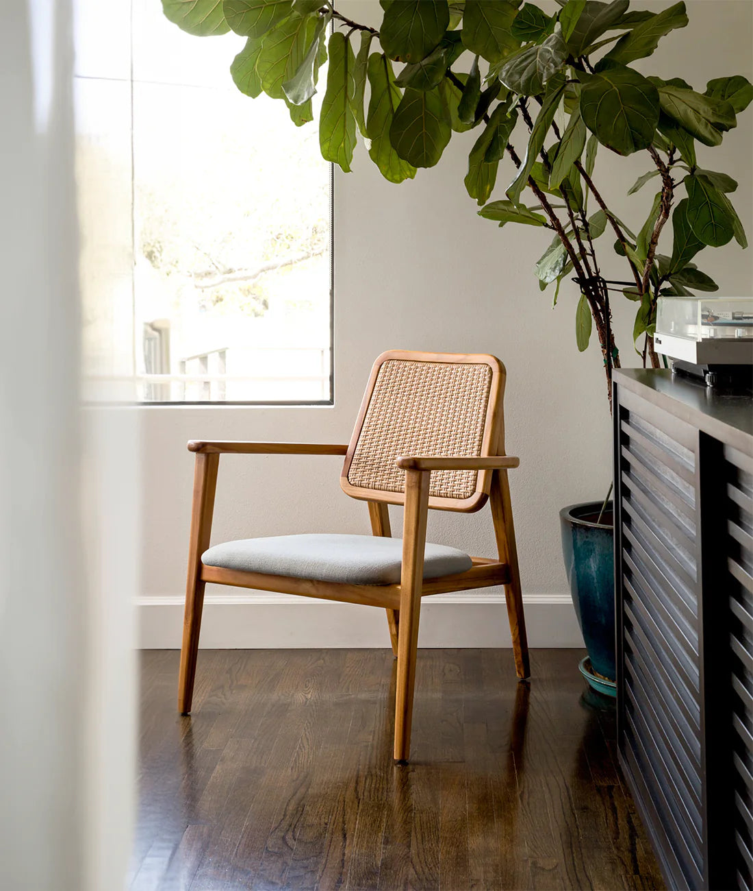 Wonton Wooden Chair